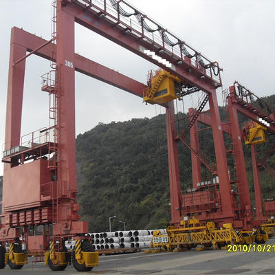 Grúa de pórtico de goma del envase del neumático de RTG 20 T 25 T para el puerto